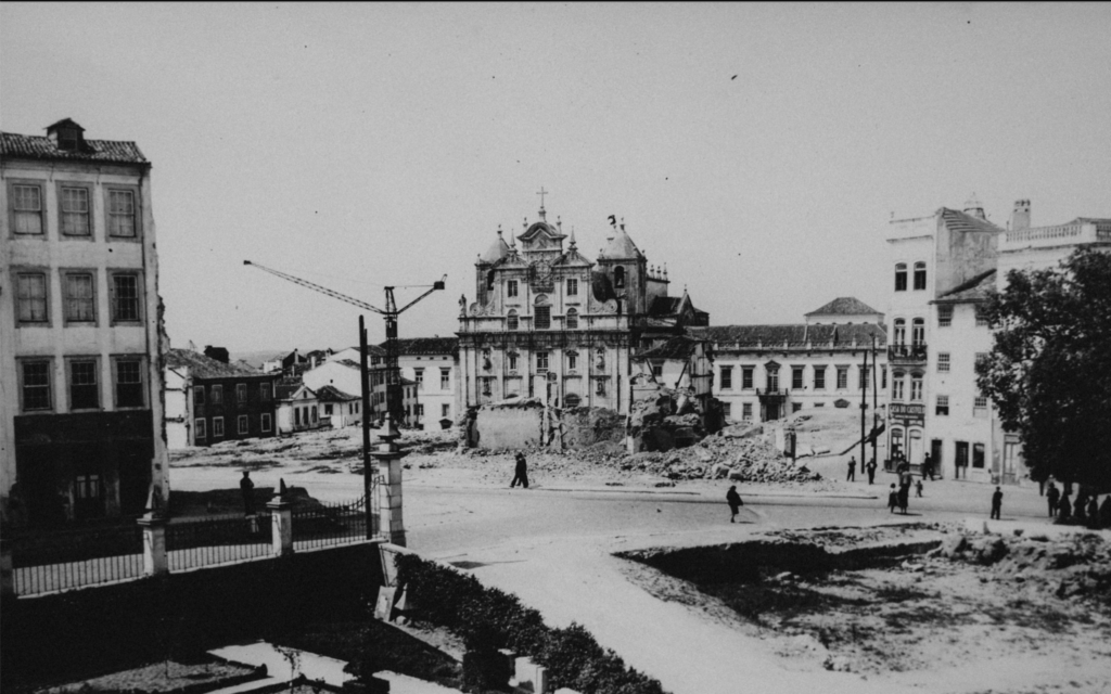 Coimbra, foto no artigo original no jornal Público